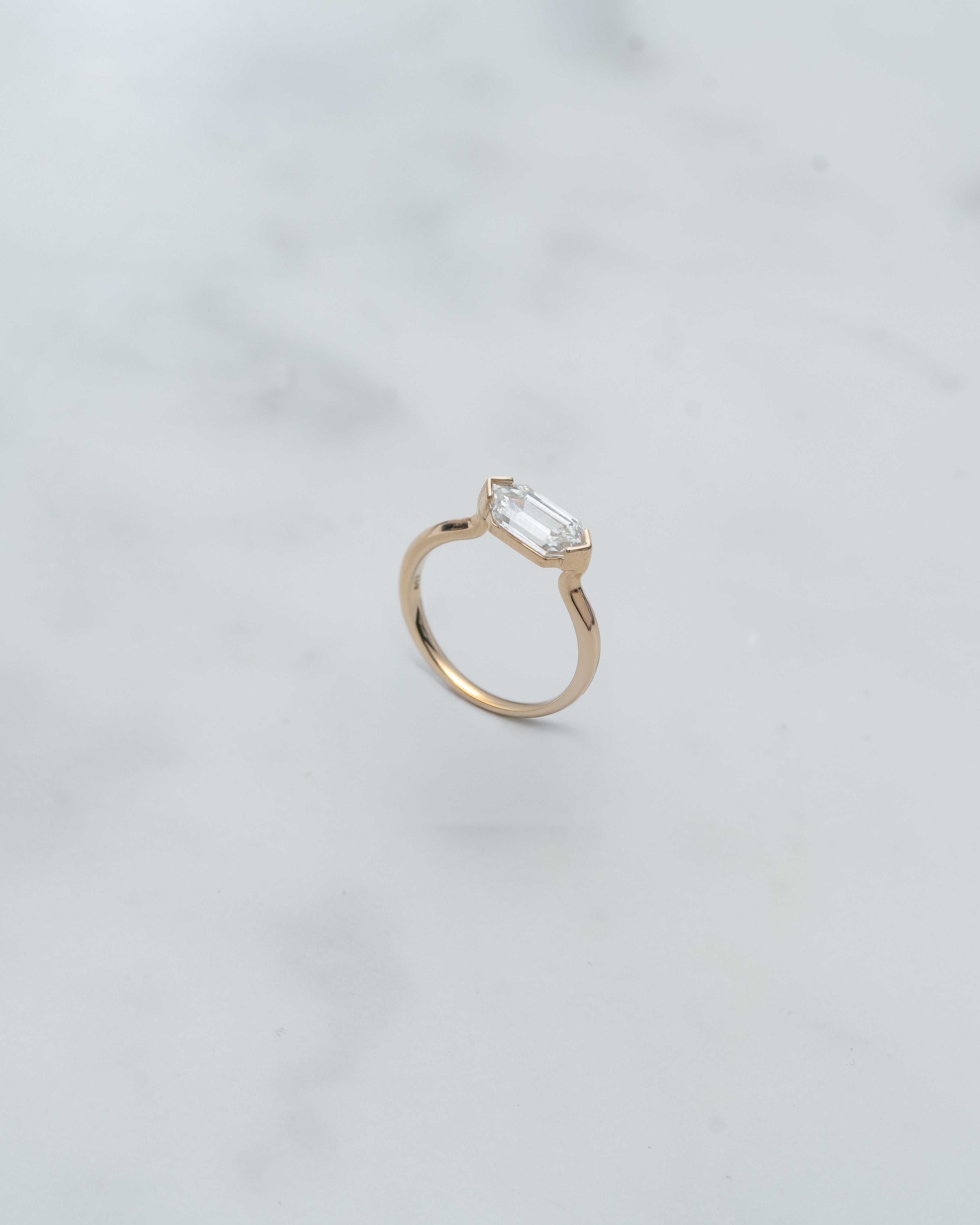 The Leni - Pinky Ring